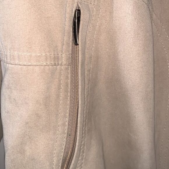 Gallery Petite Women's PM Beige Hooded Jacket - Picture 6 of 13